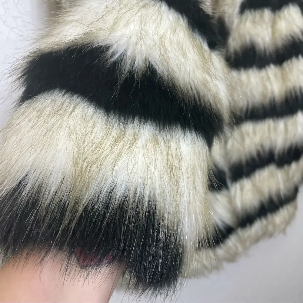 Carmin Black and Ivory Striped Fuzzy Faux Fur Coat size small